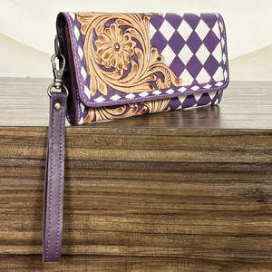 Nuevo Bolso de Mano de Cuero Vacuno Hecho a Mano para Mujer con Correa de Muñeca, Diseño Floral Tallado, Estilo Occidental, Patrón a Cuadros para Damas - Product Image 4