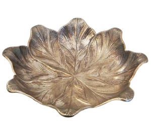 Cuenco en forma de hoja decorativo de Metal de estilo clásico personalizado para regalos de negocios para ensaladas y frutas - Product Image 1