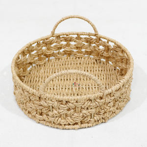 Panier de rangement rond décoratif en jacinthe d'eau naturelle tressée pour la maison et la cuisine - Product Image 2