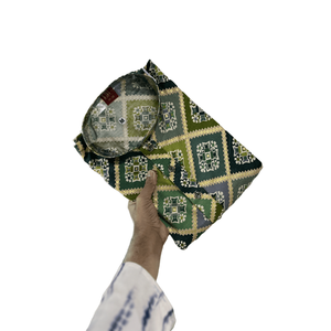 Lámina de algodón suave de tendencia KURTA IMPRESO CON PAYJAMA VERDE - Product Image 1