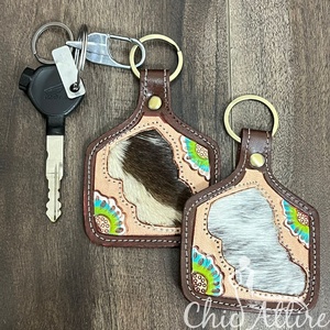 Best Selling Wholesale Tooled Leather Cowhide Keychain Sunflower Western Key Fob Rustic Floral Car Key Holder Gift for Women Men - Product Image 1
