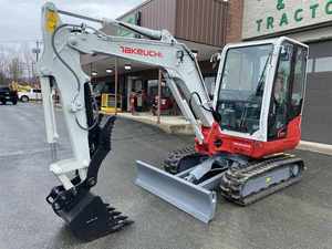 Mini-excavatrice Takeuchi TB230RA, vente directe d'usine, équipement de construction durable, haute performance, petite excavatrice pour projets - Product Image 5