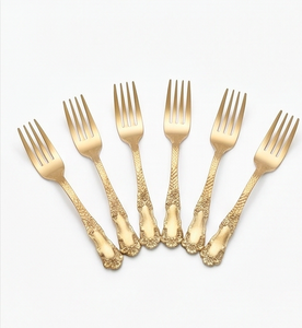 Ensemble de fourchettes en métal finition or élégante, compatibles lave-vaisselle, parfait pour les couverts de mariage, la cuisine et l'usage domestique - Product Image 1