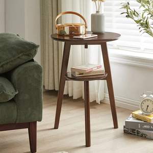 Table d'appoint en bois de style traditionnel, reflétant les techniques artisanales héritées et une construction solide - Product Image 3