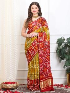 Sari Ghatchola de Seda Gajji Morado con Estampado Bandhani, Sin Arrugas, Traje Tradicional Indio para Novias, para Bodas y Fiestas - Product Image 5