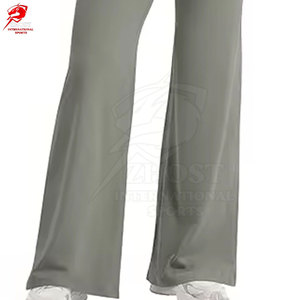 Pantalon évasé pour femme, fabriqué au Pakistan, confortable, à taille élastique, idéal pour les loisirs, les voyages et un look élégant. - Product Image 5