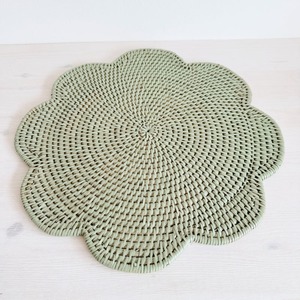 Vietnam Eco-friendly Handwoven <b>Round</b> scallop-shaped Rattan <b>Placemat</b> - Product Image 6
