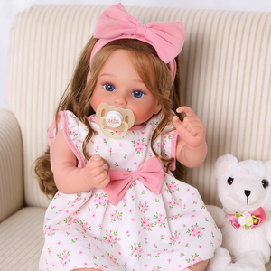 Bambola Reborn Rosie da 20 Pollici, Bambina con Capelli Ricci Marroni e Occhi Blu, Corpo in Vinile e Stoffa, Realistica Premium, Fornitura OEM ODM - Product Image 2