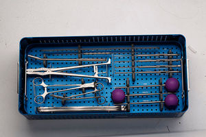 Juego de Instrumentos Quirúrgicos de Columna Vertebral de Acero Inoxidable de Alta Calidad, 35 Piezas, para Uso Hospitalario y Clínico, Certificado CE, Garantía de 2 Años - Product Image 2