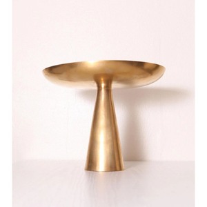 Round Metal <b>Cake</b> <b>Stand</b> Handmade Gold Finish Single Piece Decorative Display <b>Stand</b> - Product Image 5