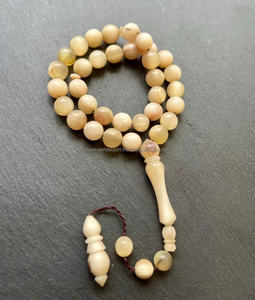 Perles de prière artisanales naturelles en corne ronde faites à la main de haute qualité avec une vraie touche pour le dhikr musulman à bas prix par Falak World Export - Product Image 4