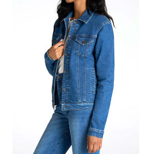 Veste en jean pour femme OEM de haute qualité, personnalisée, en tissu denim teint bleu décontracté, coupe courte, modèles 2026, pour achat en gros - Product Image 3