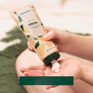 Set de Artículos de Aseo para Viaje, Kit de Artículos de Aseo con Logotipo Personalizado, Gel de Ducha Ecológico, Champú, Acondicionador, Loción Corporal, Jabón, Fórmula Personalizada - Product Image 2