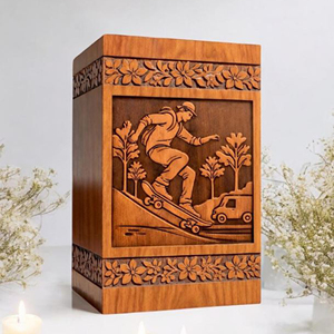 Urne funéraire en bois personnalisée gravée pour skateboarder, souvenir commémoratif par AYAANS - Product Image 2