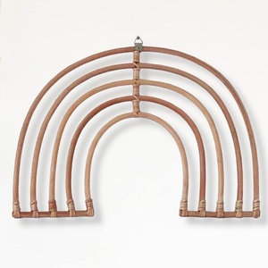 Decoración de pared de ratán con forma de arcoíris, arte colgante de pared, accesorios con el diseño más adorable para la habitación del bebé. - Product Image 1