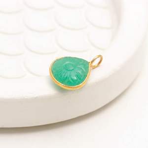 Colgante de Amazonita Natural Tallado a Mano en Forma de Flor, Plata de Ley 925, Amuleto de Piedra de Amazonita para Fabricación de Joyas al por Mayor - Product Image 5