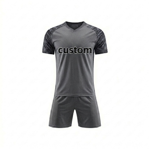 เสื้อฟุตบอลผู้ชายผ้าโพลีเอสเตอร์ 100% แห้งเร็ว พิมพ์ลายตามสั่ง พิมพ์โลโก้แบรนด์ของคุณเอง พิมพ์ลายทั่วตัวตามสั่ง - Product Image 4