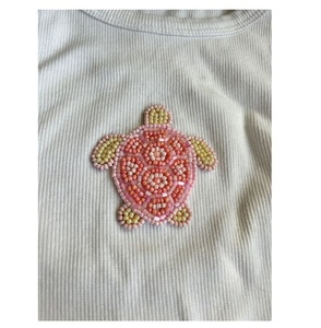 เสื้อยืดผ้าฝ้ายปักลายลูกปัดรูปหัวใจสำหรับเด็ก ตัวอย่างเสื้อยืดสำหรับทำเสื้อยืดผู้หญิงสุดฮอต ขายดี เสื้อยืดปักลูกปัดสำหรับเด็ก - Product Image 1