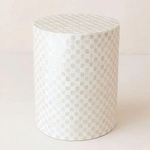 Taburetes Cilíndricos con Diseño de Tablero de Ajedrez Blanco y Verde, Mesa Auxiliar Pequeña de Mosaico Hecha a Mano con Madreperla, Decoración para Sala de Estar y Dormitorio - Product Image 1