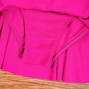Robe de pom-pom girl rose avec bordure dorée pour filles, avec impression de logo personnalisé par transfert thermique, matière polyester respirante - Product Image 4