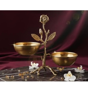ชามโลหะดีไซน์พิเศษเคลือบทองคำ สำหรับเสิร์ฟผลไม้หรือช็อกโกแลต กำลังเป็นที่นิยม ราคาสมเหตุสมผล - Product Image 1