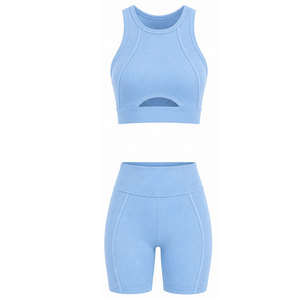 Ensemble de sport 2 pièces tendance pour femme – Tenue de yoga extensible et respirante pour la gym, le fitness, la course et l'exercice - Product Image 1