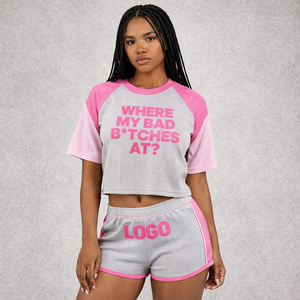 Ensemble deux pièces été streetwear pour femme : t-shirt court à logo personnalisé et shorty - Product Image 3