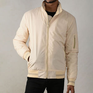 Chaqueta Bomber Ligera Casual para Hombre, Color Blanco Hueso, Cuello Alto, Ribete a Rayas, Cremallera, Bolsillos en las Mangas, Estilo Urbano - Product Image 4
