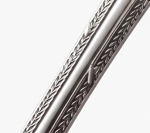 Cuillère à thé classique en acier inoxydable avec long manche, finition miroir, design durable pour un usage quotidien et en cuisine - Product Image 2