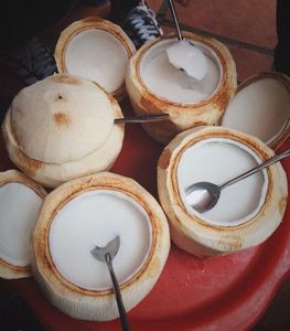 มะพร้าวสดจาก Ben Tre Vietnam น้ำมะพร้าวสีเขียวรสหวาน - Product Image 1