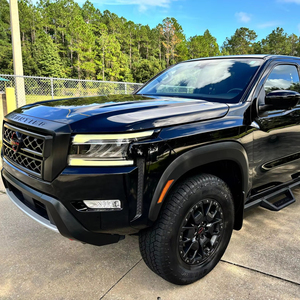 Nissan Frontier PRO-4X Crew Cab 4x4 2023 Usada en Venta, Volante a la Izquierda/Derecha - Product Image 1