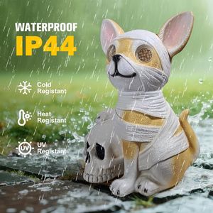Statue de chien solaire d'extérieur pour Halloween, décorations de jardin, tenant un squelette avec des lumières, décoration d'Halloween haut de gamme - Product Image 3