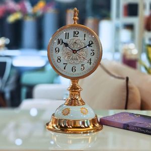 Horloge de bureau moderne en laiton, base turquoise, design floral doré, mouvement à quartz silencieux sans tic-tac, rétroéclairage tactile - Product Image 2