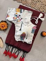 Vêtements ethniques de créateur : Saree en coton Khadi avec broderie de style boutique et chemisier rembourré