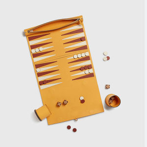 Jeu de backgammon en cuir pliable et portable, format voyage, avec dés et coupelles, unisexe, marron - Product Image 5