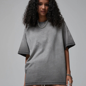 Manufacturer Custom High Quality Women 300gsm Gray Distressed Acid Washed Blank Cropped Boxy <b>t</b> Shirt - Product Image 4