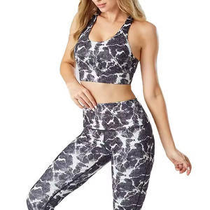 Conjunto de 2 piezas de leggings de yoga y sujetador deportivo para mujer, sublimación personalizada en tela de poliéster y spandex, conjuntos de ropa de yoga personalizados - Product Image 2