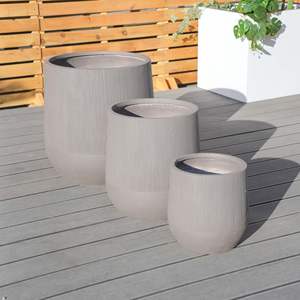 Ensemble de 3 jardinières d'extérieur en faux ciment avec trous de drainage inclus pour l'affichage de fleurs - Product Image 1