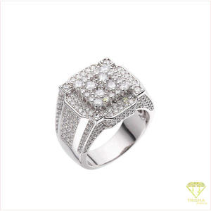 Anillo de Plata de Ley 925 con Moissanita y Diamantes Cuadrados, Diseño de Clúster Brillante, Joyería de Moda Atrevida para Compradores Mayoristas - Product Image 3