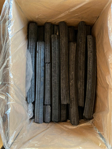 Machine à briquettes de charbon de bois de sciure de bois, combustible pour barbecue en bois dur, 7000-8000 Kcal/Kg, forme en morceaux, carbone fixe 75-85%, humidité 5% - Product Image 4