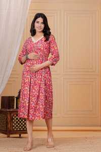 Red Floral Print Cotton <b>Three</b> Quarter Sleeve Casual Fit Flare Midi Dress with Maternity Feeding Gown for Daily Wear - Product Image 2