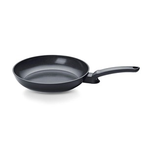 Sartén Redonda Antiadherente con Mango de Plástico y Revestimiento Cerámico para Cocina de Gas e Inducción, Solo Lavar a Mano - Product Image 3
