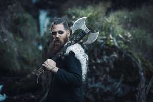 Hacha de Acero al Carbono de Doble Cabeza Steel Craft International, Grado Industrial, para Bricolaje, Mango de Madera Afilado, Estilo Vikingo - Product Image 3