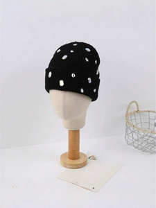 Gorro de Lana Personalizado para Mujer, Color Sólido, con Pelo de Conejo, Adornado con Pedrería, Técnica de Bordado 3D, para Viajes y Negocios - Product Image 5