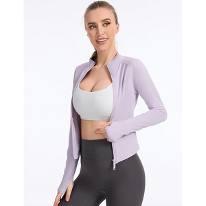 Veste de yoga pour femme, en nylon, coupe ajustée, athlétique, extensible, respirante, légère, couche extérieure - Product Image 2
