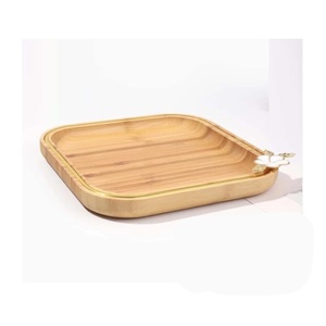Plateau de service élégant en bois avec accent floral pour servir des aliments, des collations et des desserts sur la table, à prix avantageux - Product Image 3