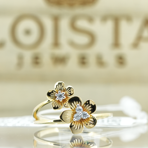 แหวนทองคำ 18k ดีไซน์รูปดอกไม้ ดีไซน์เฉพาะตัว ประดับคริสตัลและเพชรเลี้ยงในห้องปฏิบัติการ พร้อมการตกแต่งอย่างดี - Product Image 1