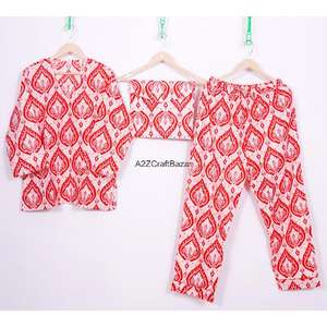 Conjunto de Pijama de Mujer, Hecho a Mano, de Lujo, 100% Algodón, con Estampado Floral Romántico, Manga Tres Cuartos, Cuello en V, Cintura Elástica, Suave, para Otoño y Verano - Product Image 1