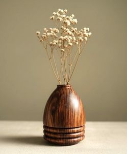 Vase à fleurs classique en bois brun pour la décoration intérieure avec fleurs artificielles à longue tige, idéal pour l'étiquetage privé - Product Image 5