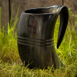Mug en corne de buffle Viking - Fait main, écologique - Authentique récipient médiéval pour bière, ale et eau - Cadeau pour homme - Product Image 3